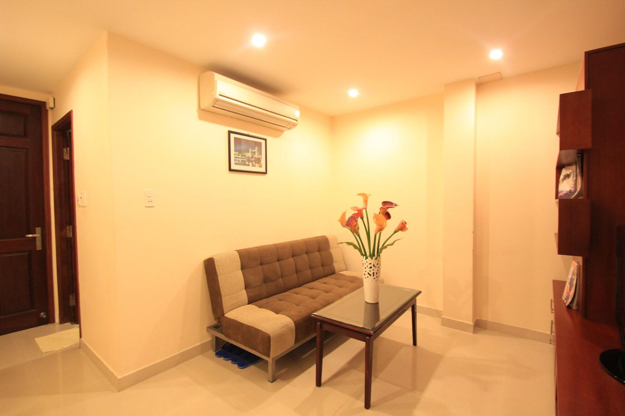 Ipeace Hotel - Bui Vien Walking Street Ho Chi Minh City Exterior photo