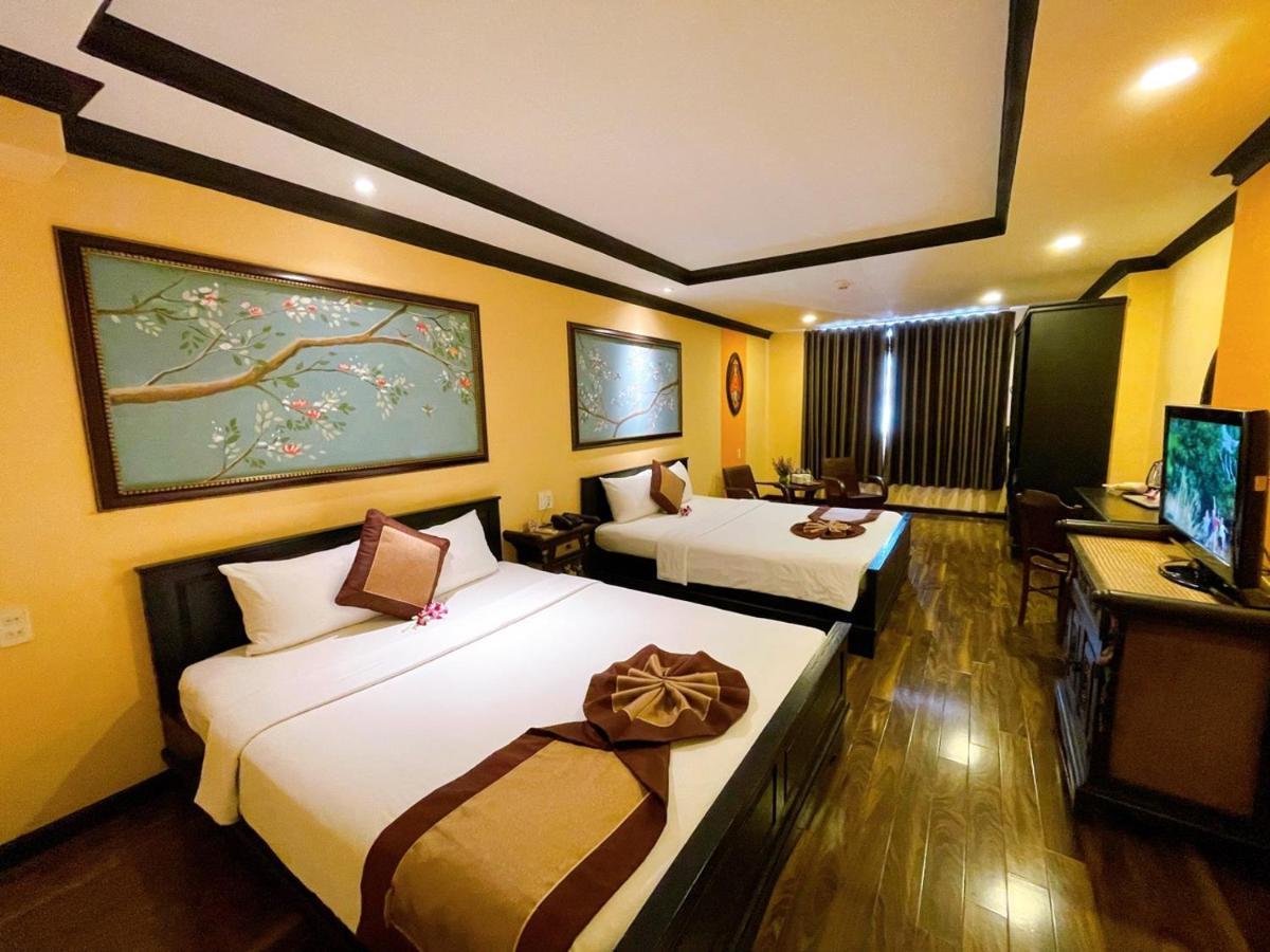 Ipeace Hotel - Bui Vien Walking Street Ho Chi Minh City Exterior photo