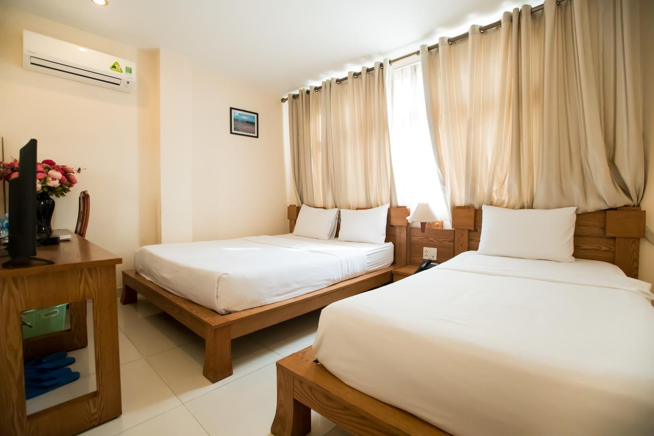 Ipeace Hotel - Bui Vien Walking Street Ho Chi Minh City Exterior photo