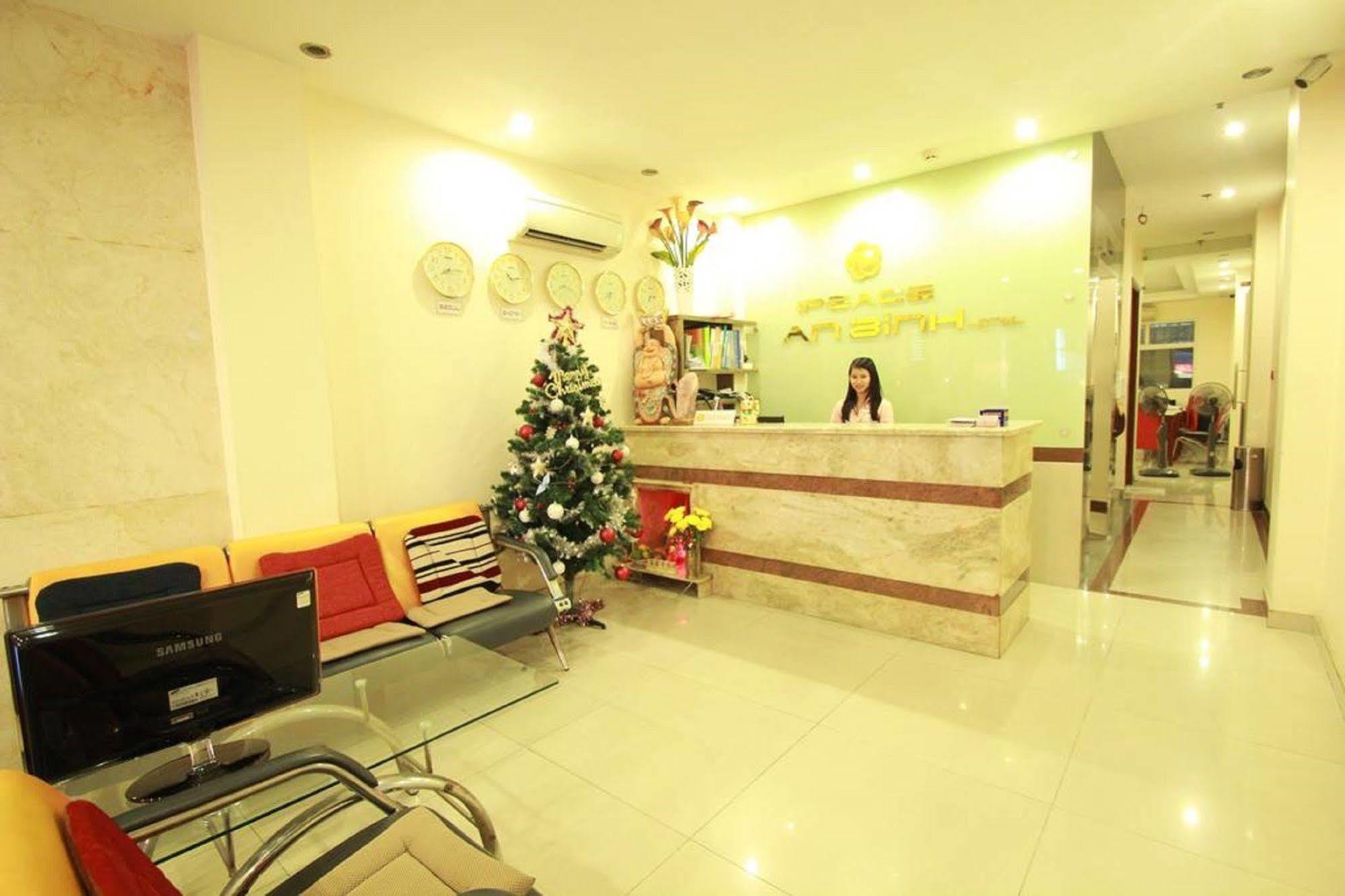 Ipeace Hotel - Bui Vien Walking Street Ho Chi Minh City Exterior photo